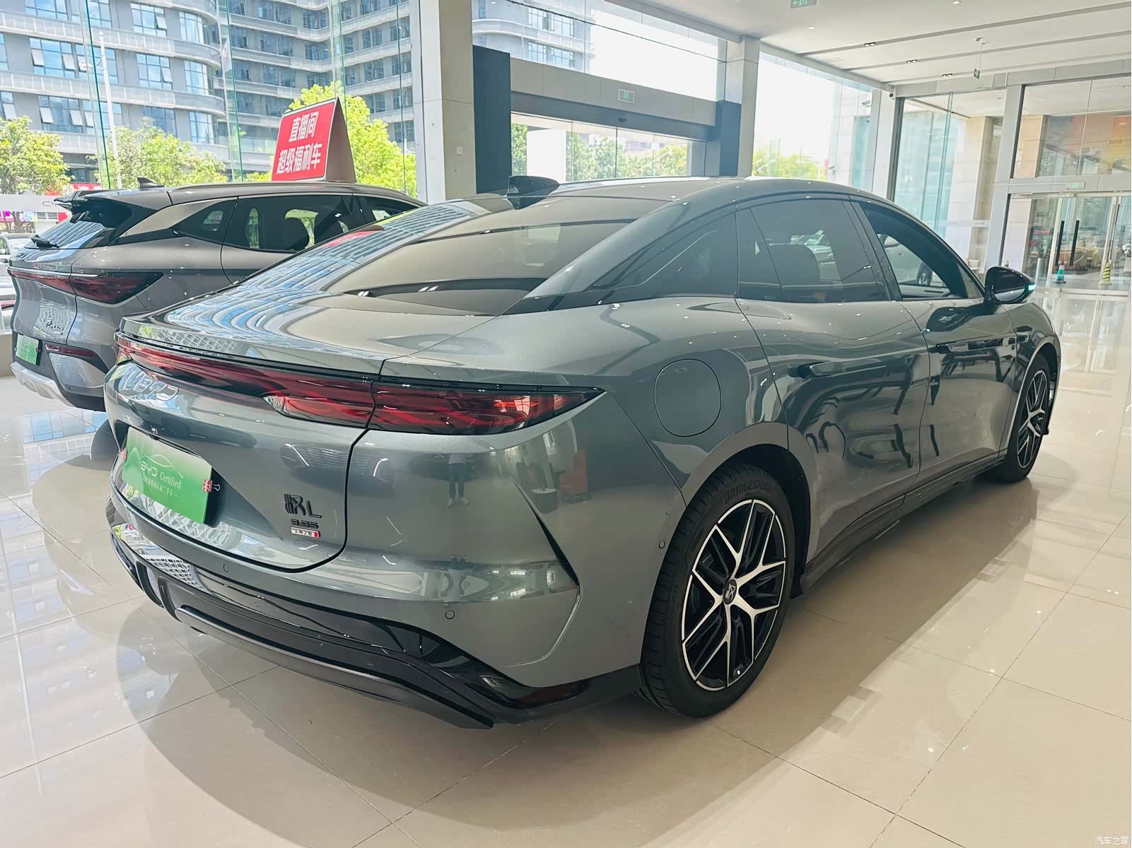 BYD Han, 2025 все фото