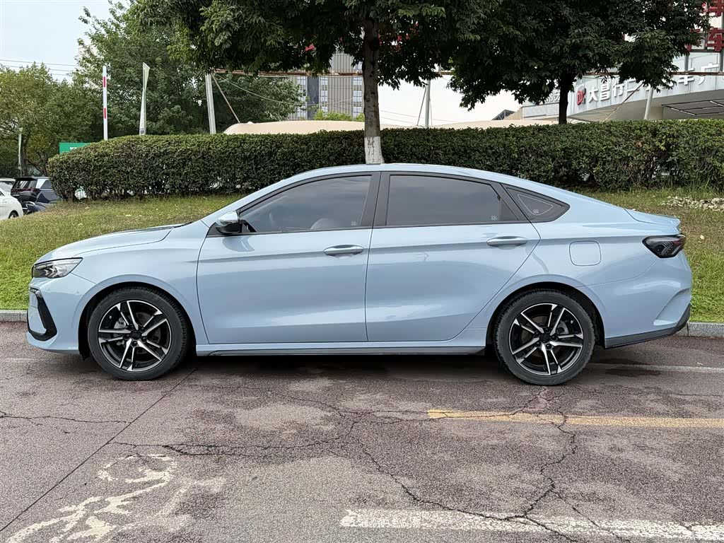 Geely Binray, 2024 3