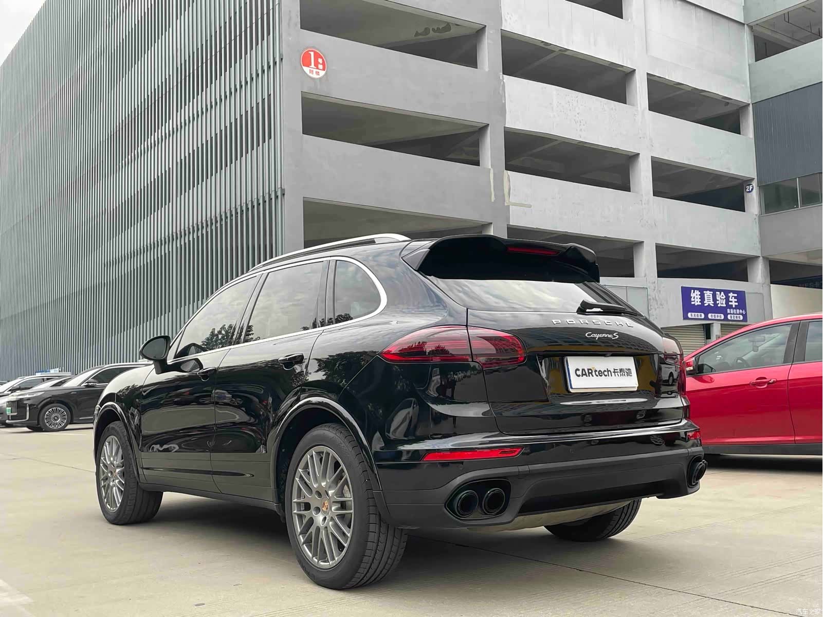 Porsche Cayenne, 2013 6
