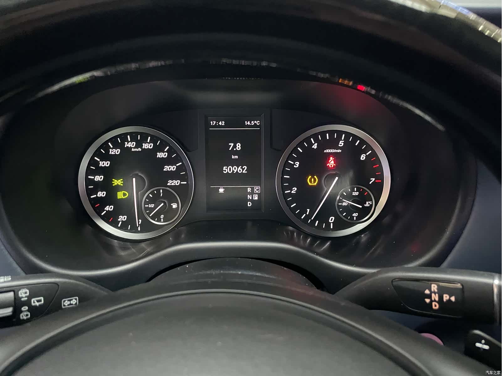Mercedes-Benz 7, 2024 18
