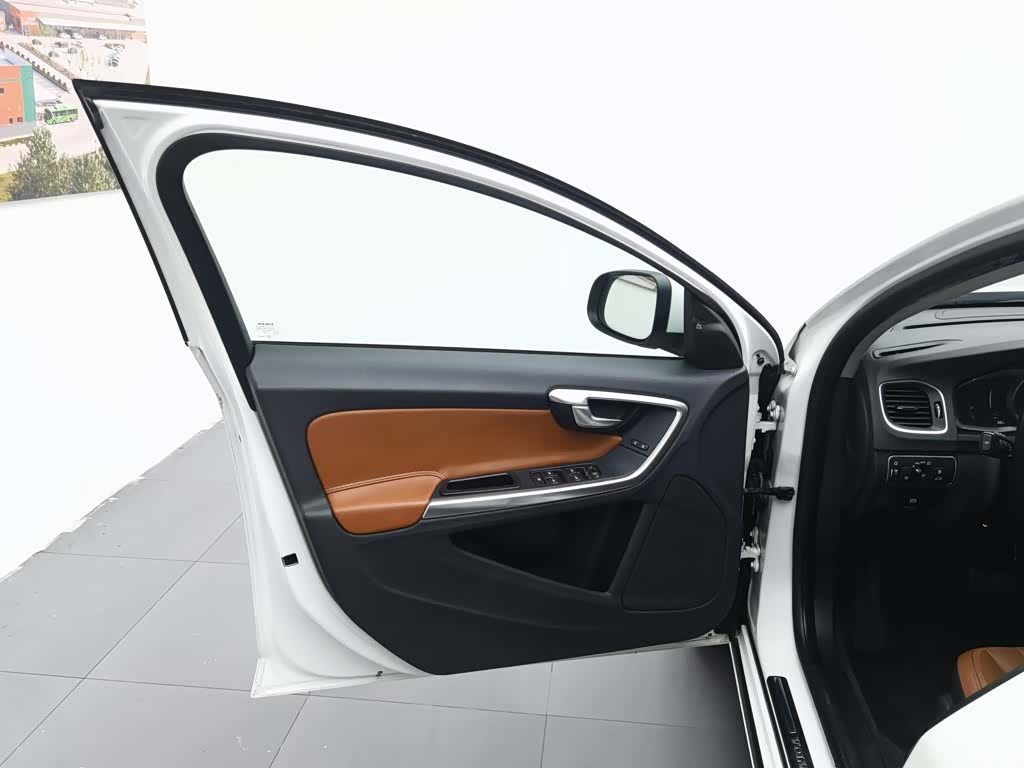 Volvo S60, 2015 8