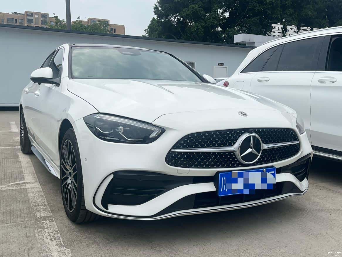 Mercedes-Benz C-Class, 2022 3