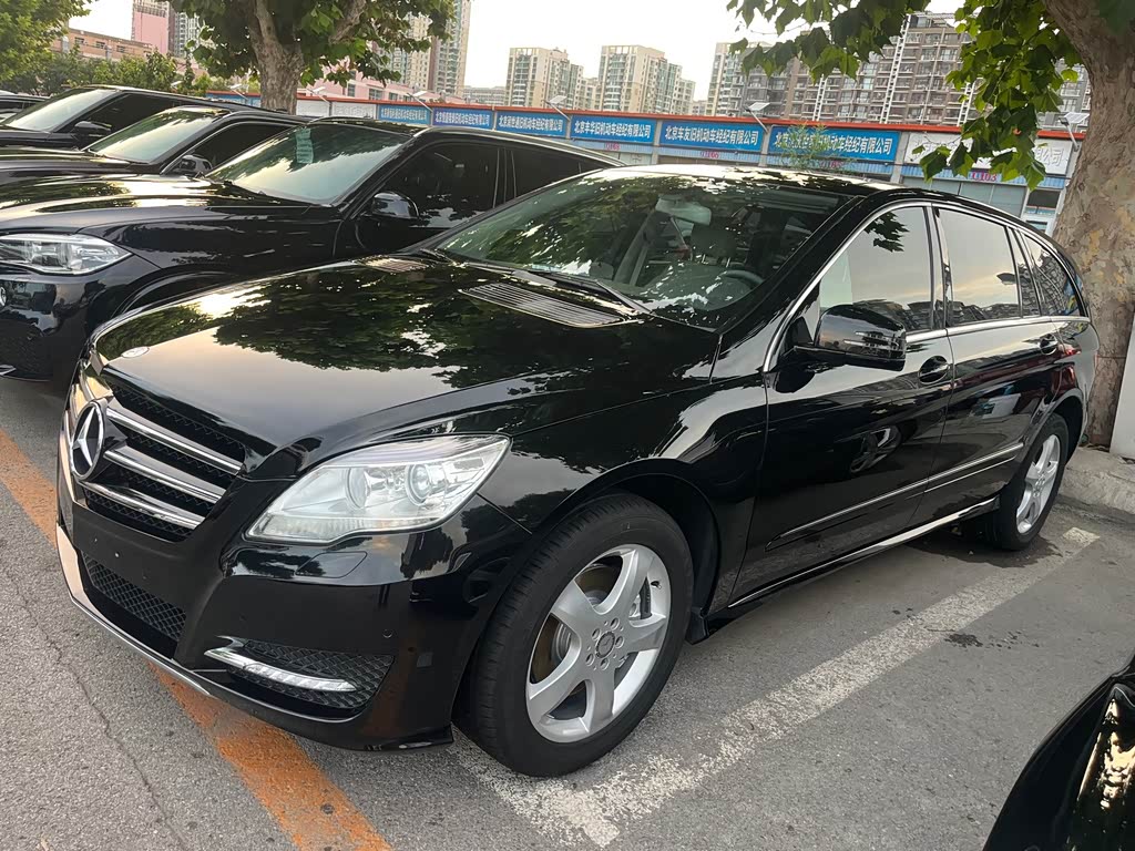 Mercedes-Benz R