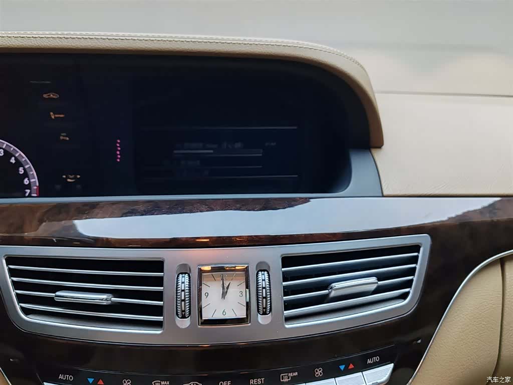 Mercedes-Benz S-Class, 2012 16