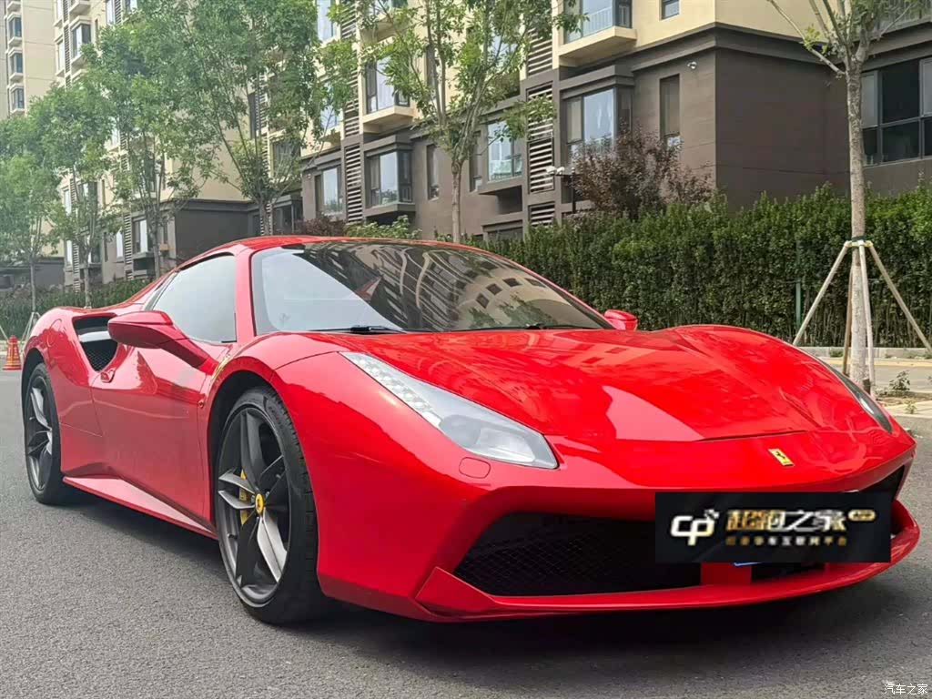 Ferrari 488, 2018 3