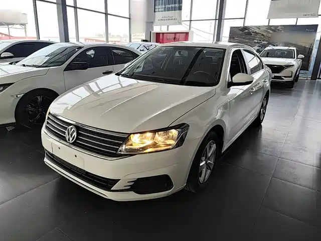 Volkswagen Lavida 2023 — купить из Китая под заказ