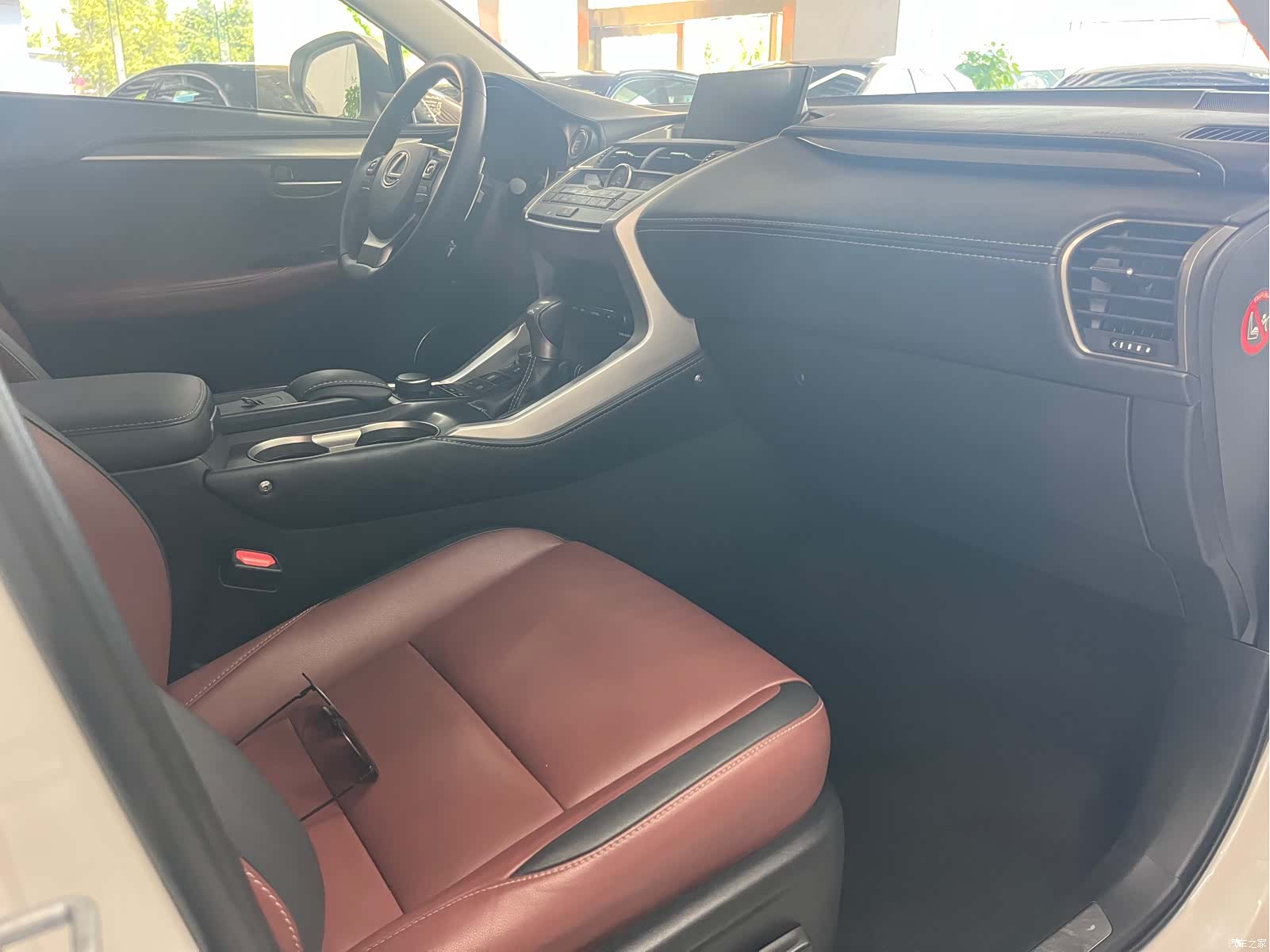 Lexus NX, 2015 6