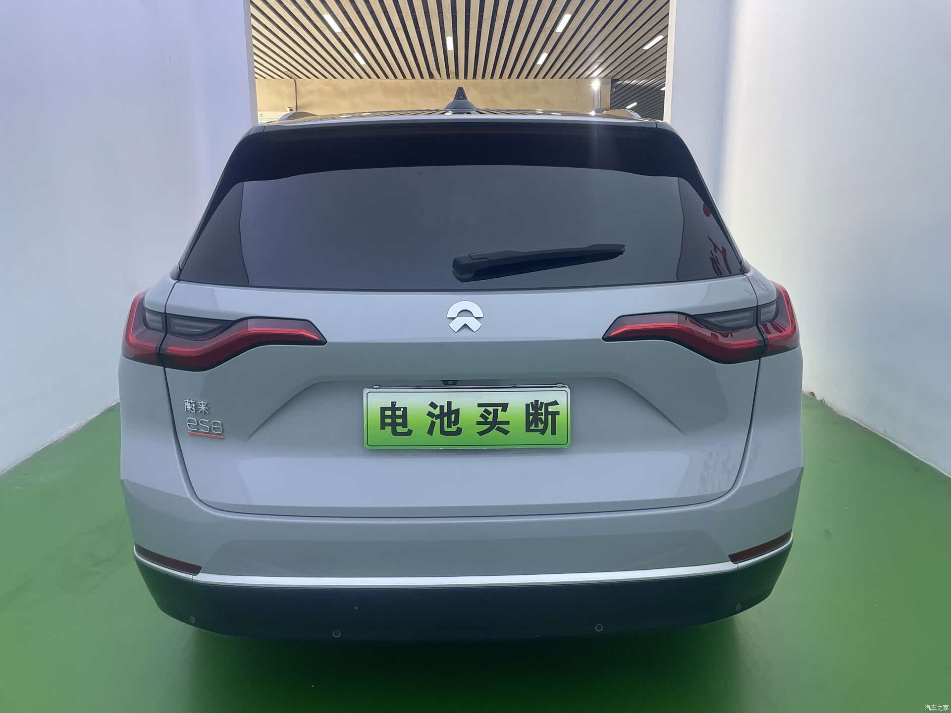 NIO ES8, 2021 14