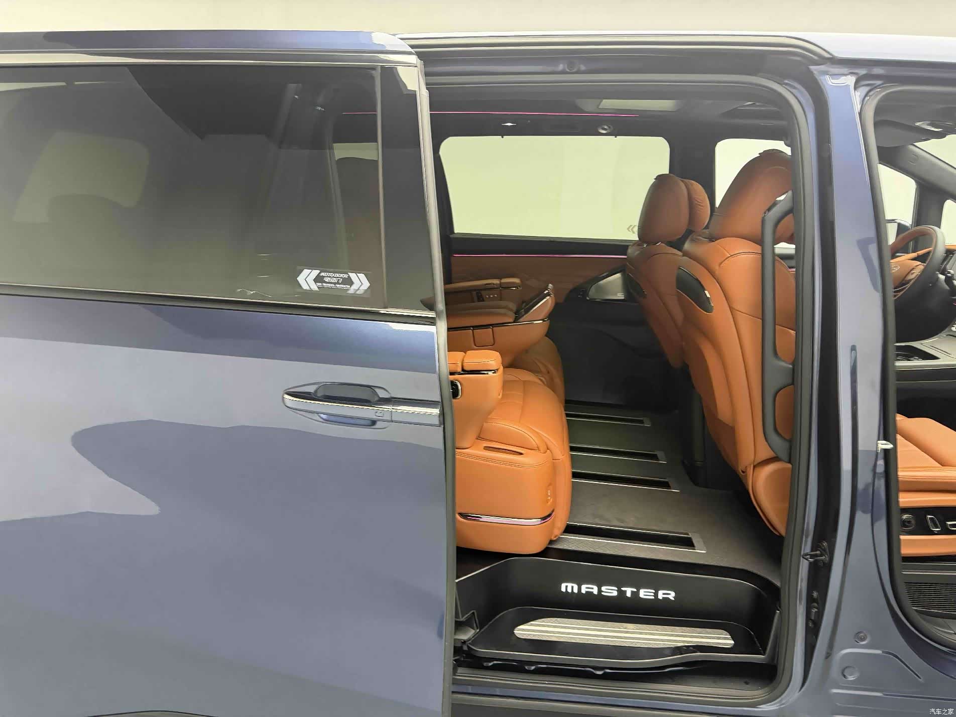 Trumpchi M8, 2025 8