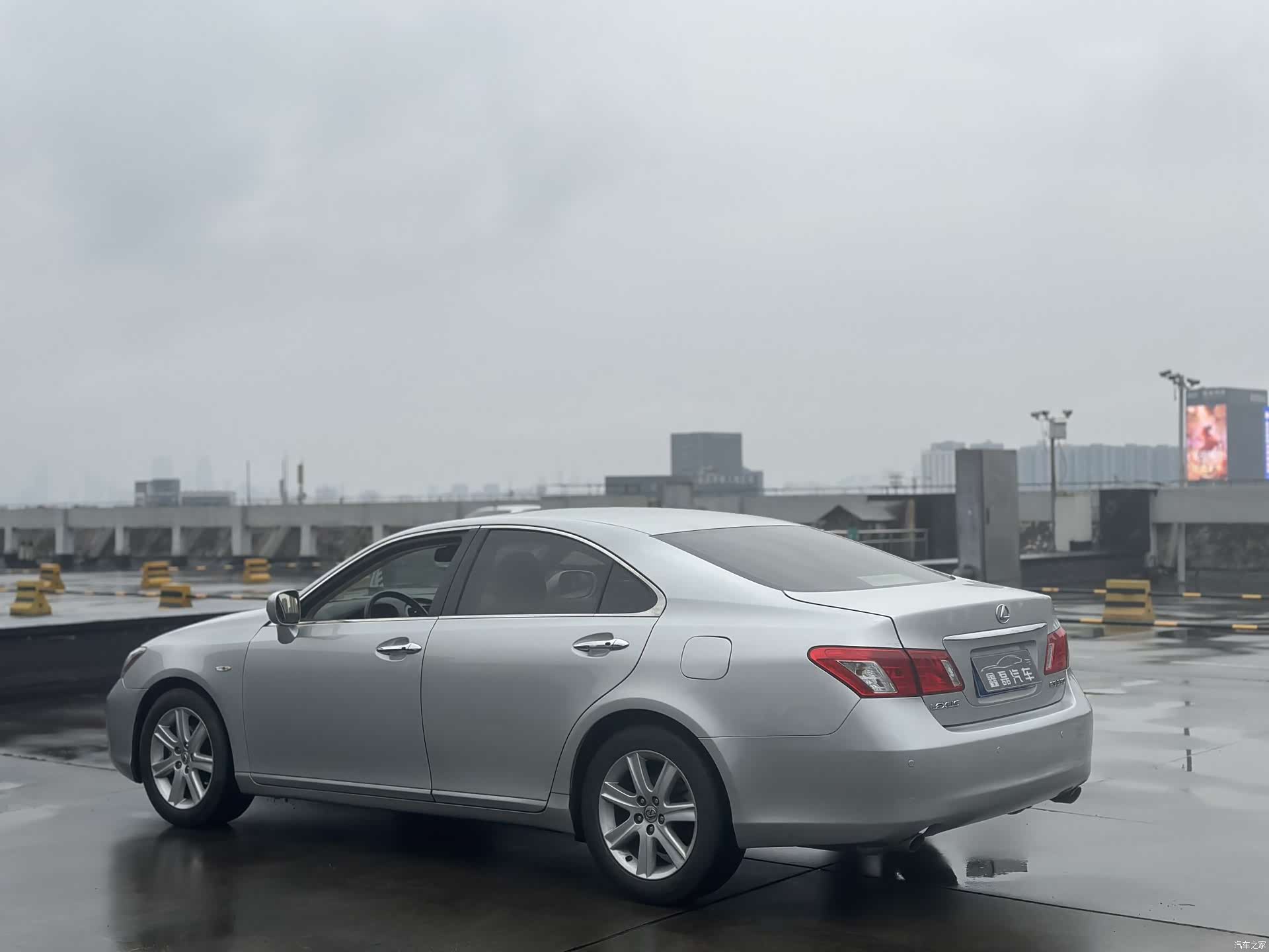 Lexus ES, 2009 6
