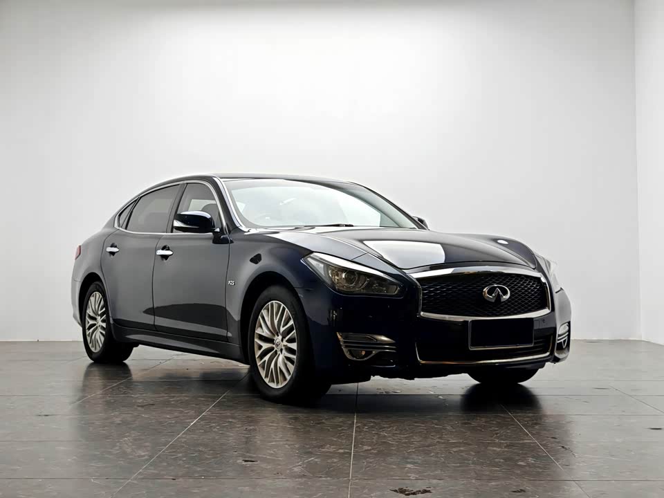 Infiniti Q70 Infiniti Q70