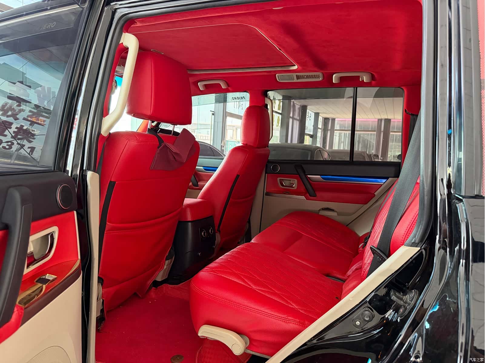 Mitsubishi Pajero, 2018 все фото