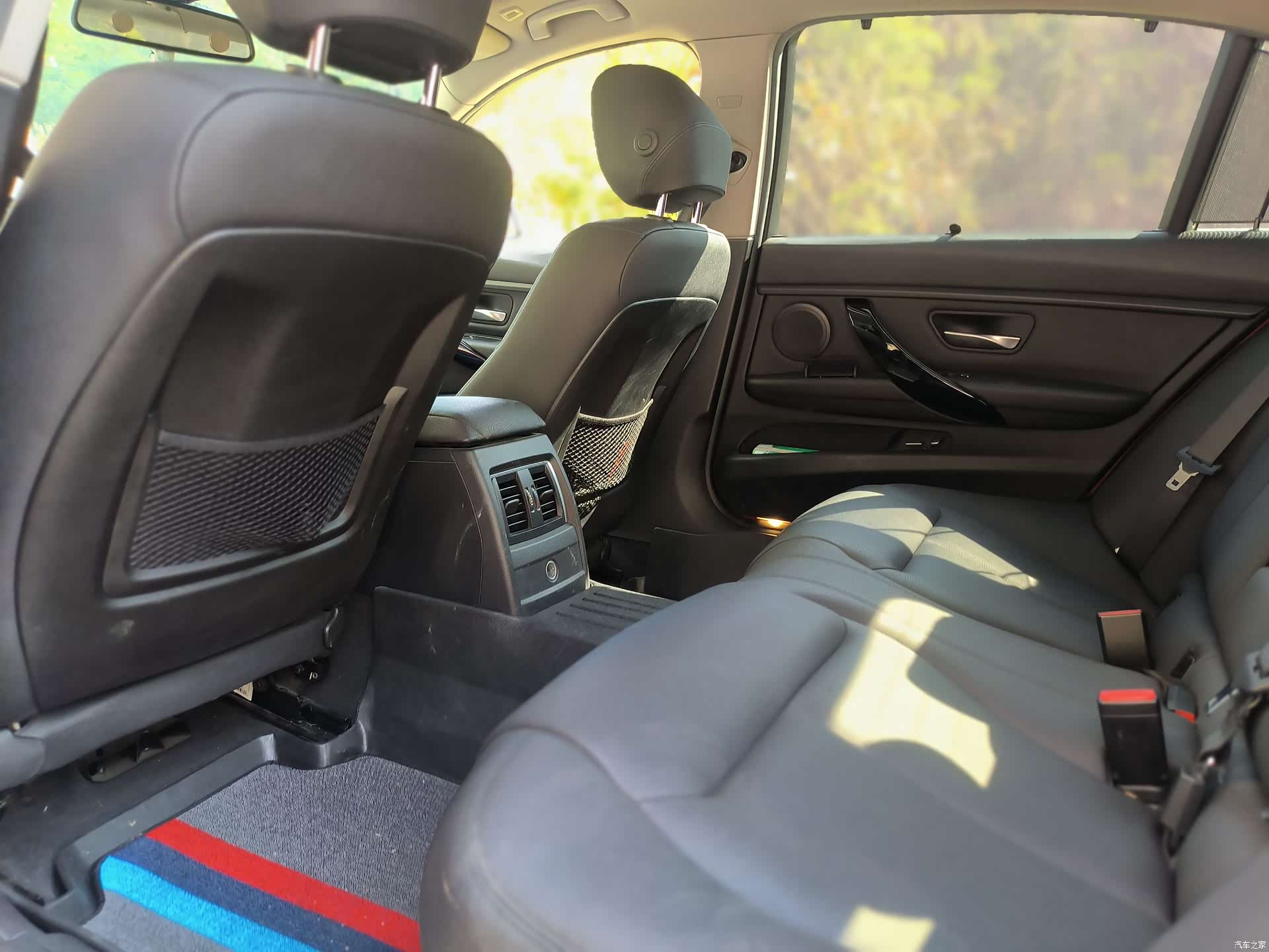 BMW 3 Series, 2017 все фото