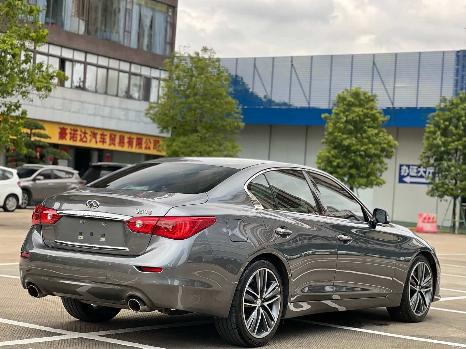 Infiniti Q50, 2017 все фото