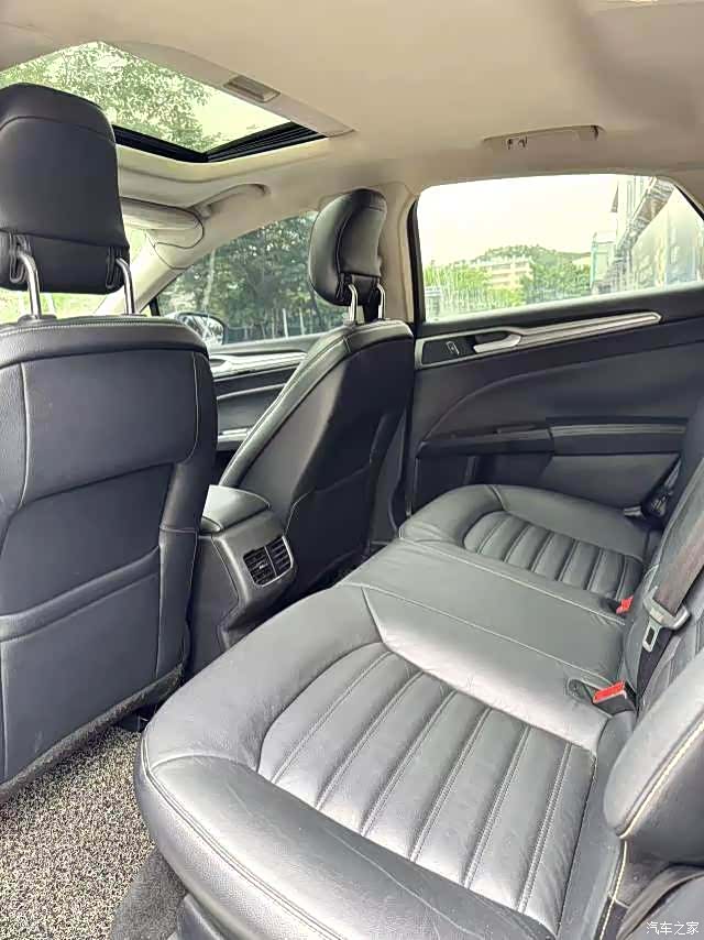 Ford Mondeo, 2017 4