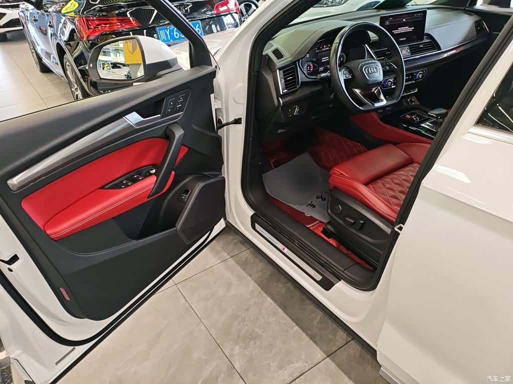 Audi Q5L, 2022 13