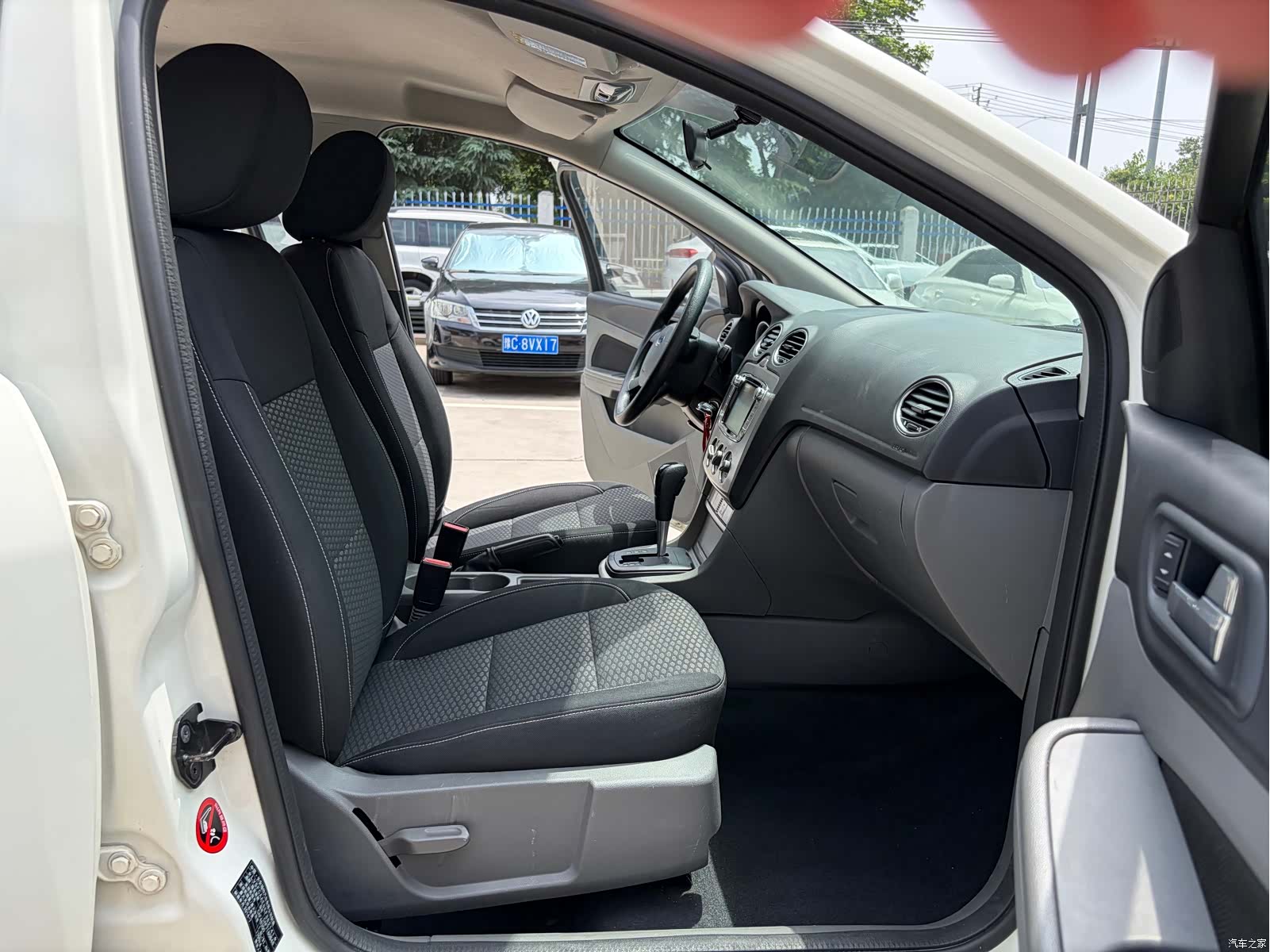 Ford Focus, 2014 6