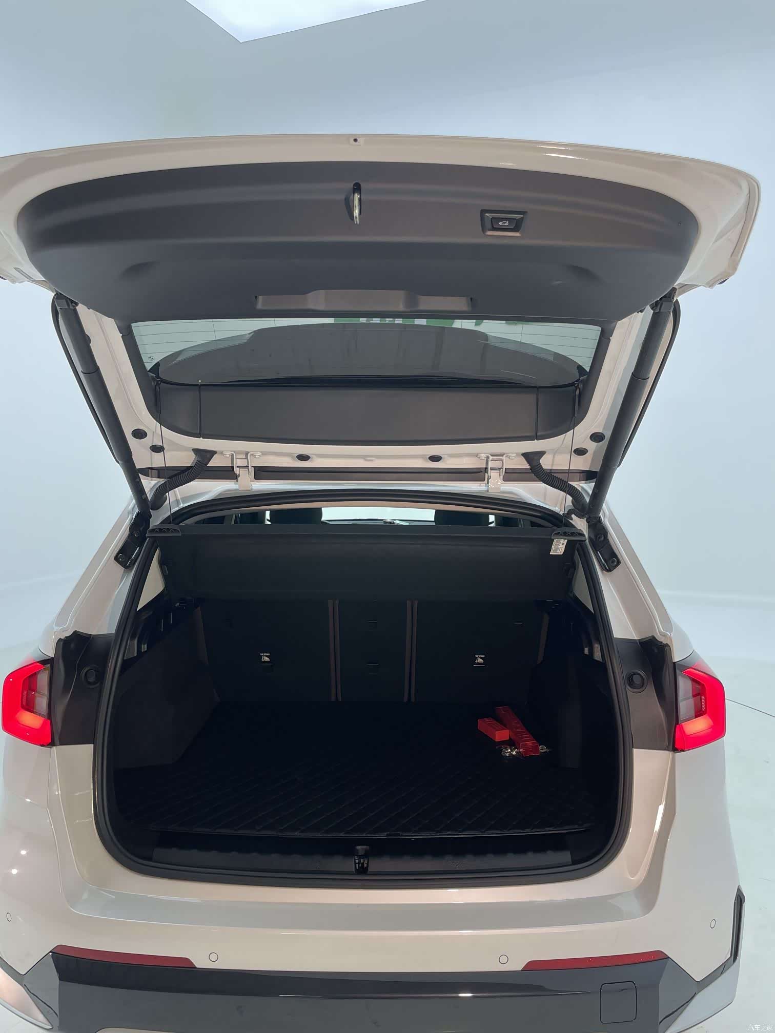 BMW X1, 2023 26