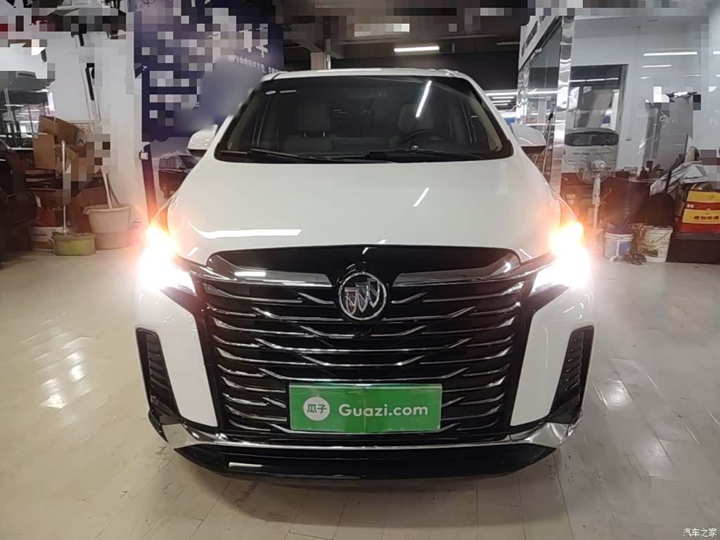 Buick GL8, 2023 3