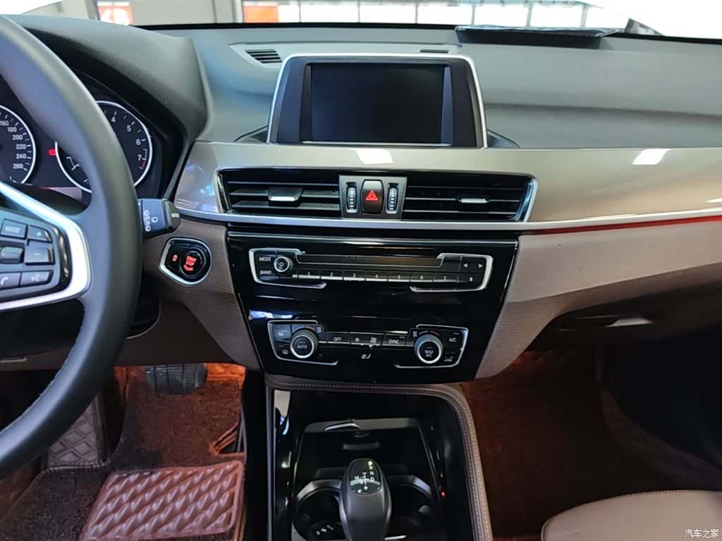 BMW X1, 2018 13