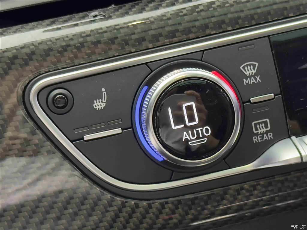 Audi A4L, 2020 15