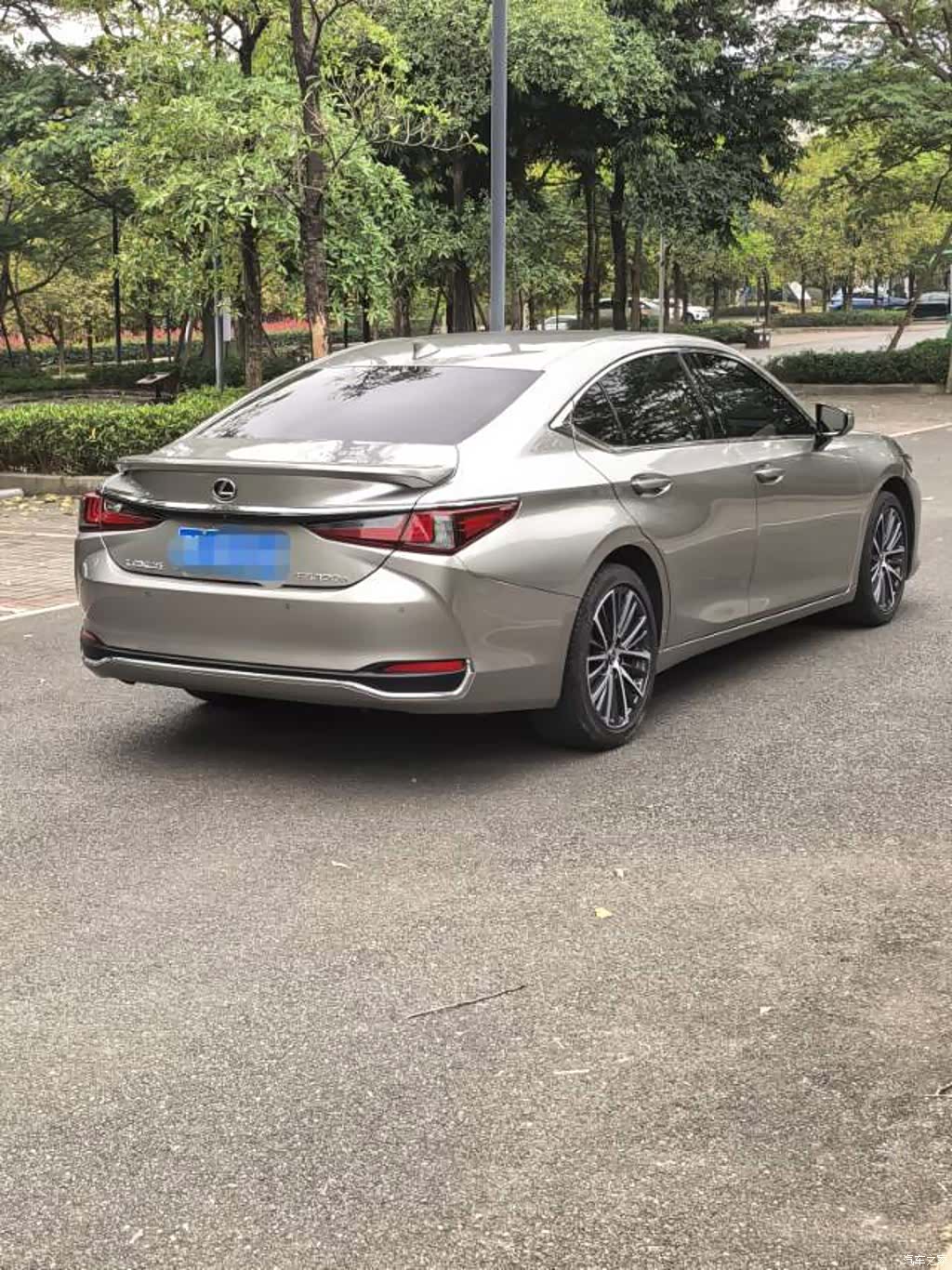 Lexus ES, 2023 6