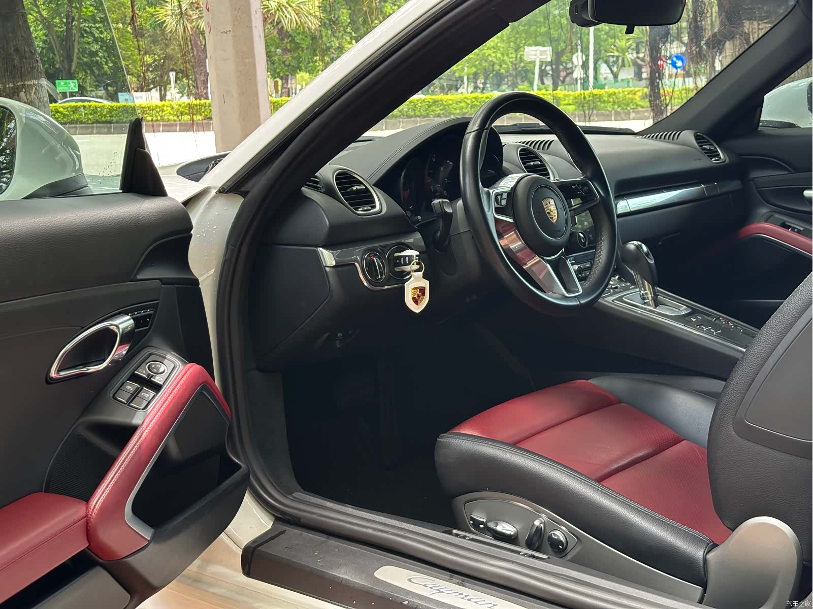Porsche Cayman, 2024 7