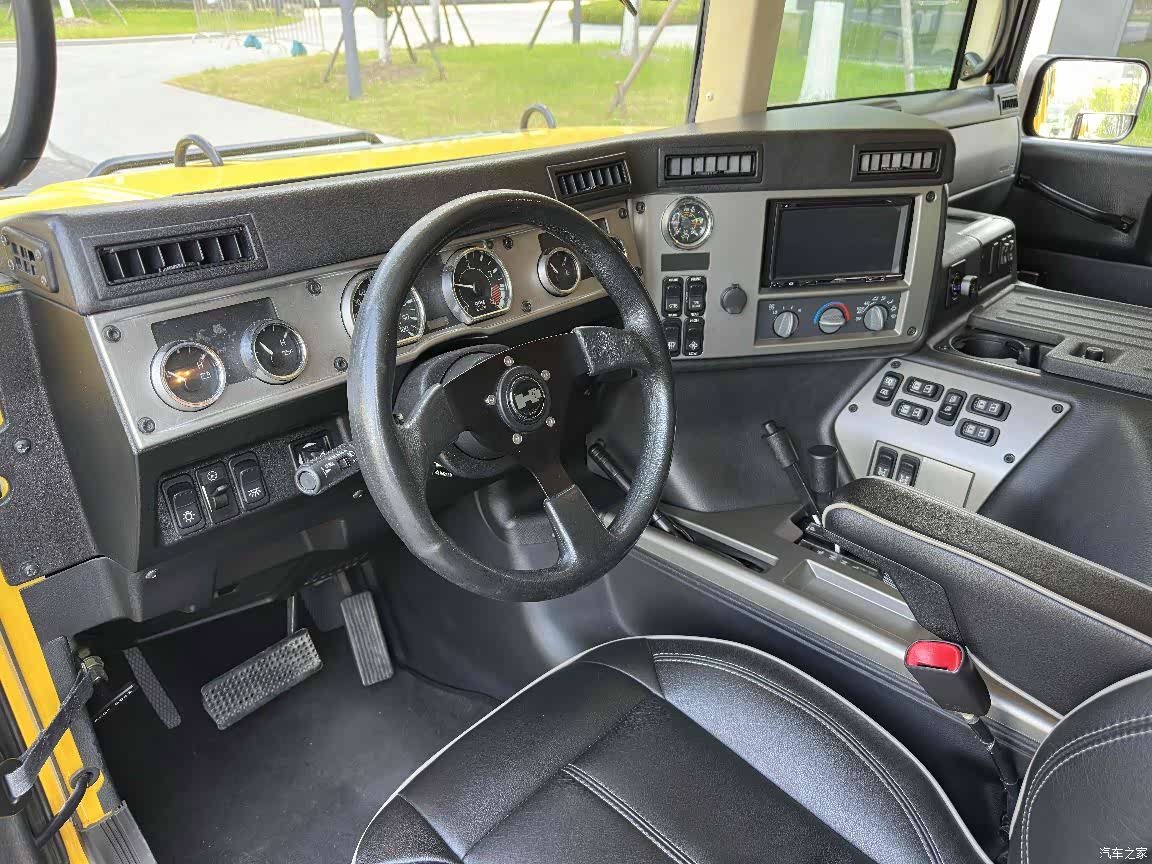 Hummer H1, 2012 10