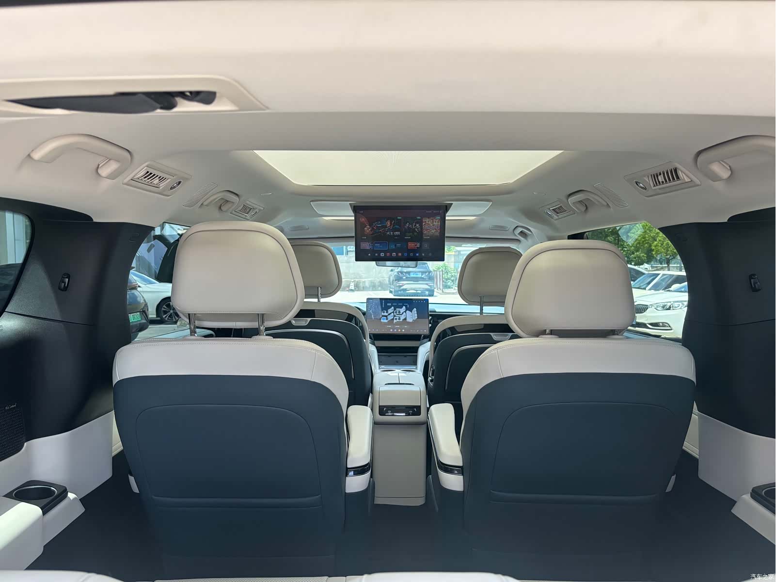 BYD Xia, 2025 10