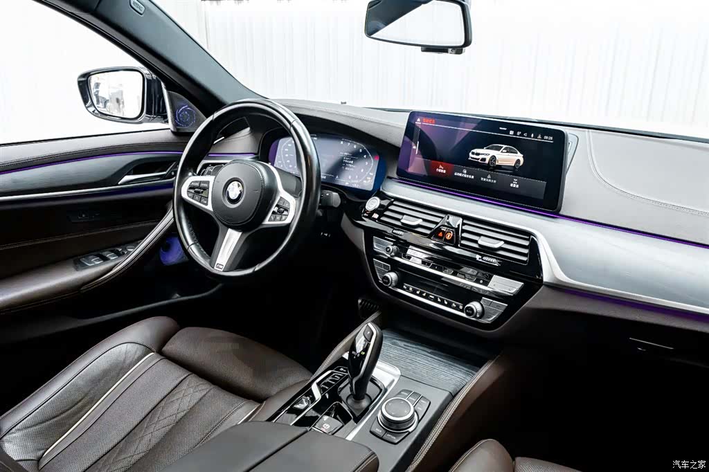 BMW 5 Series, 2022 26