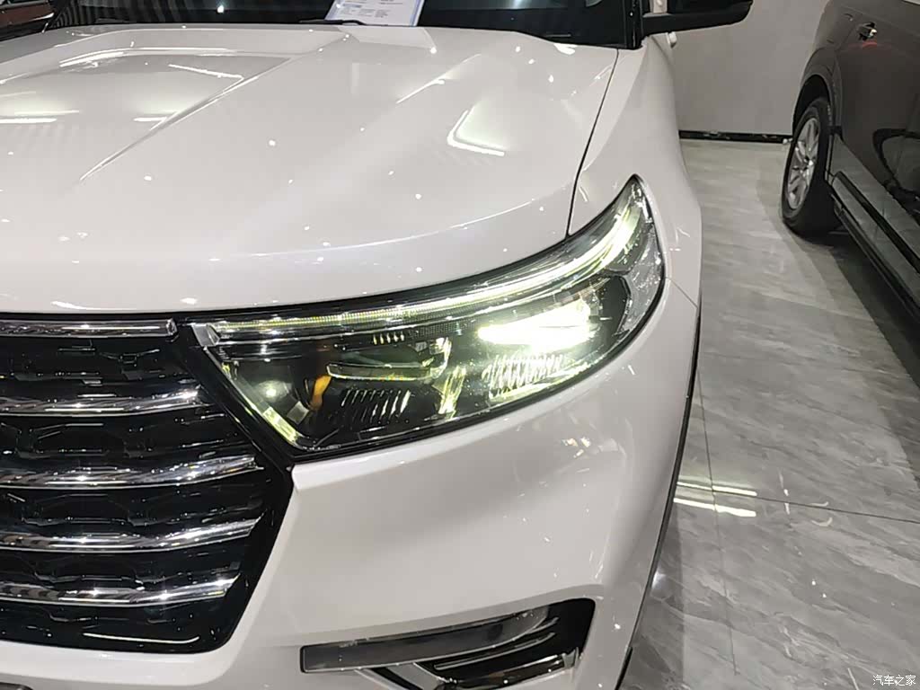 Ford Explorer, 2021 24