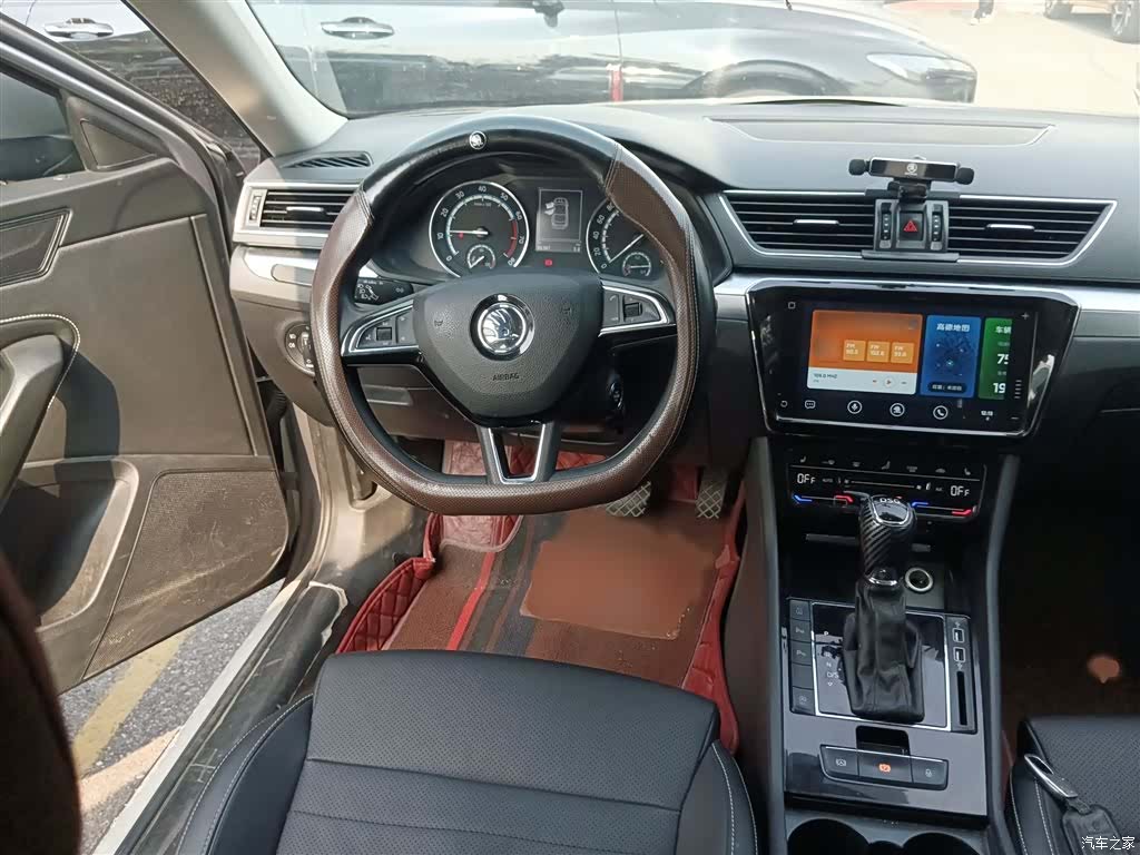Skoda Superb, 2021 3