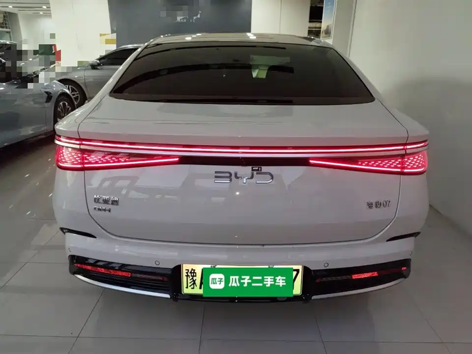 BYD Seal 07 DM-i BYD Seal 07 DM-i