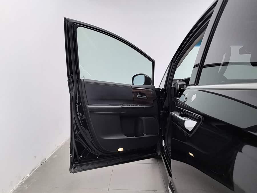 Honda Elysion 2017, фото 8
