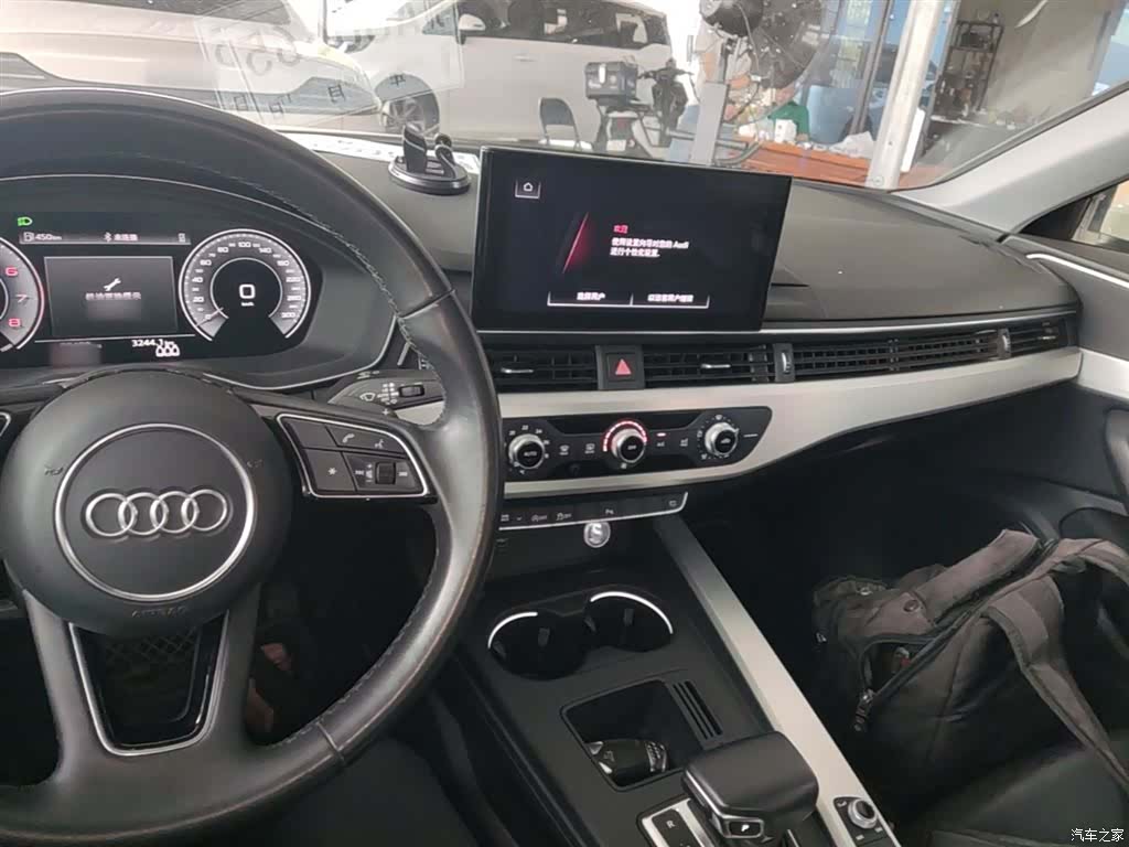 Audi A4L, 2024 10