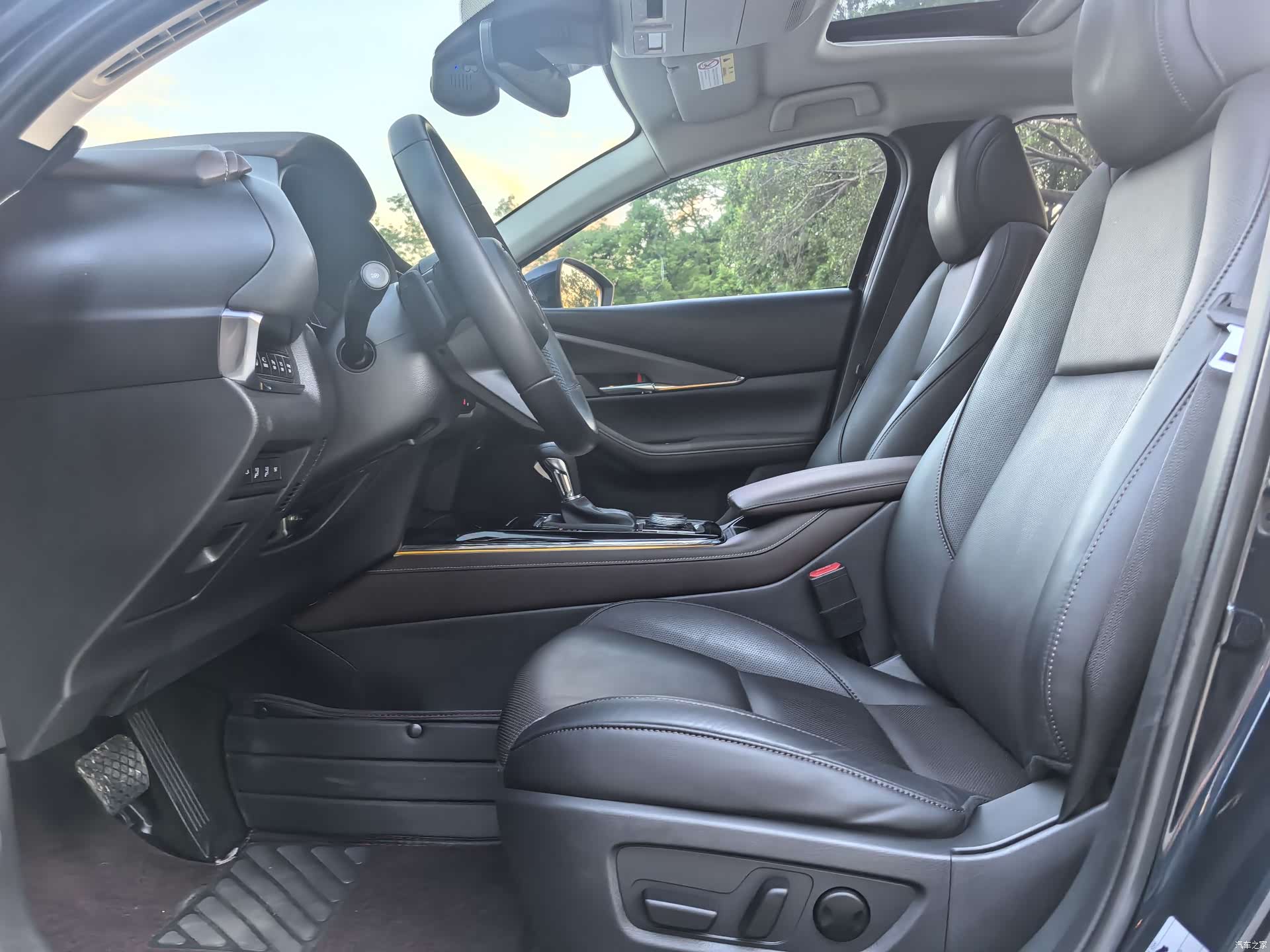 Mazda CX-30, 2021 10