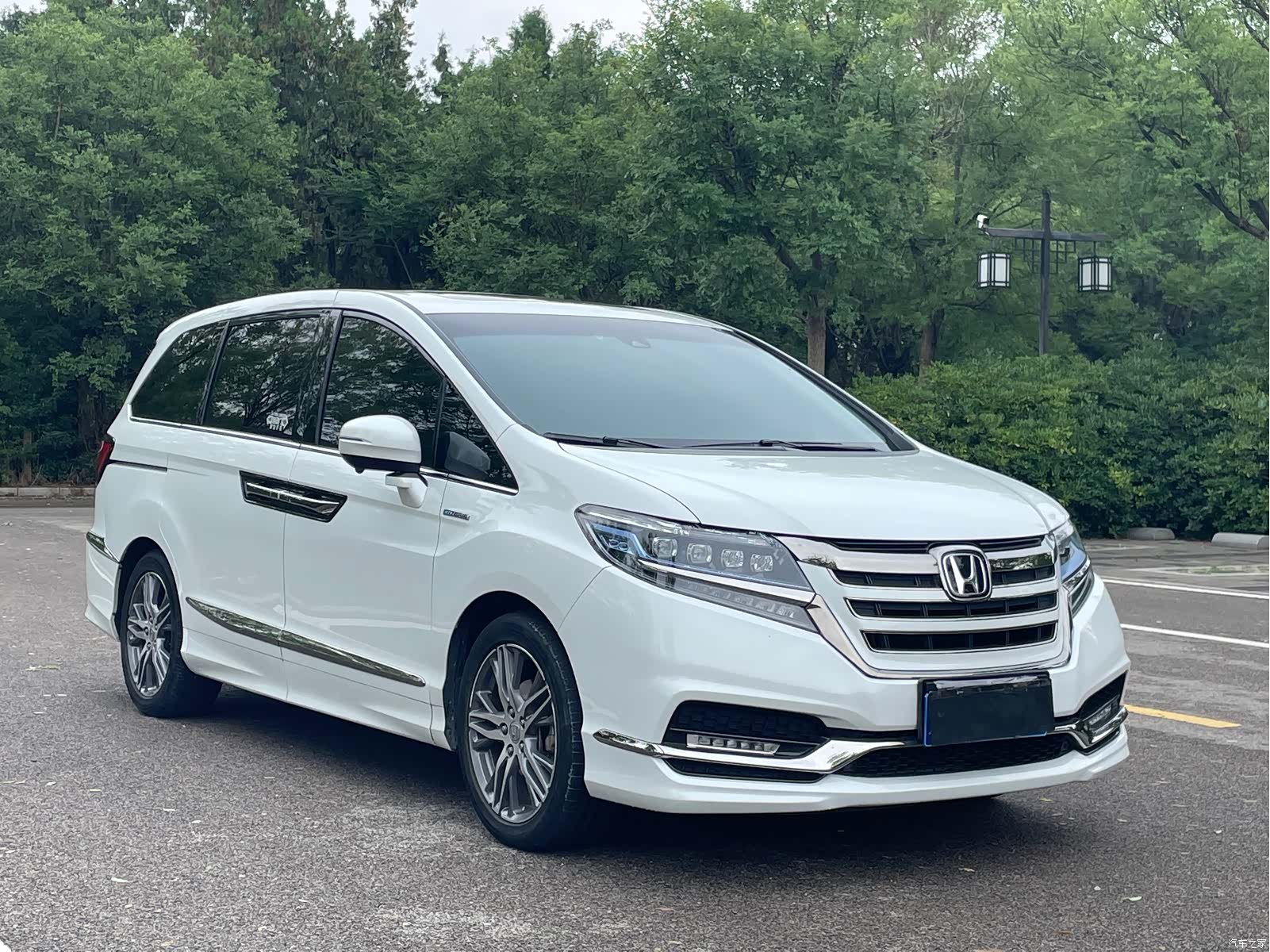Honda Elysion, 2021 3