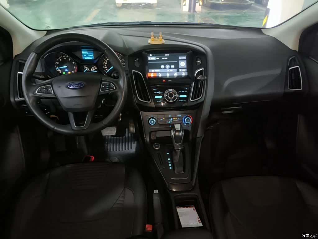 Ford Focus, 2018 10