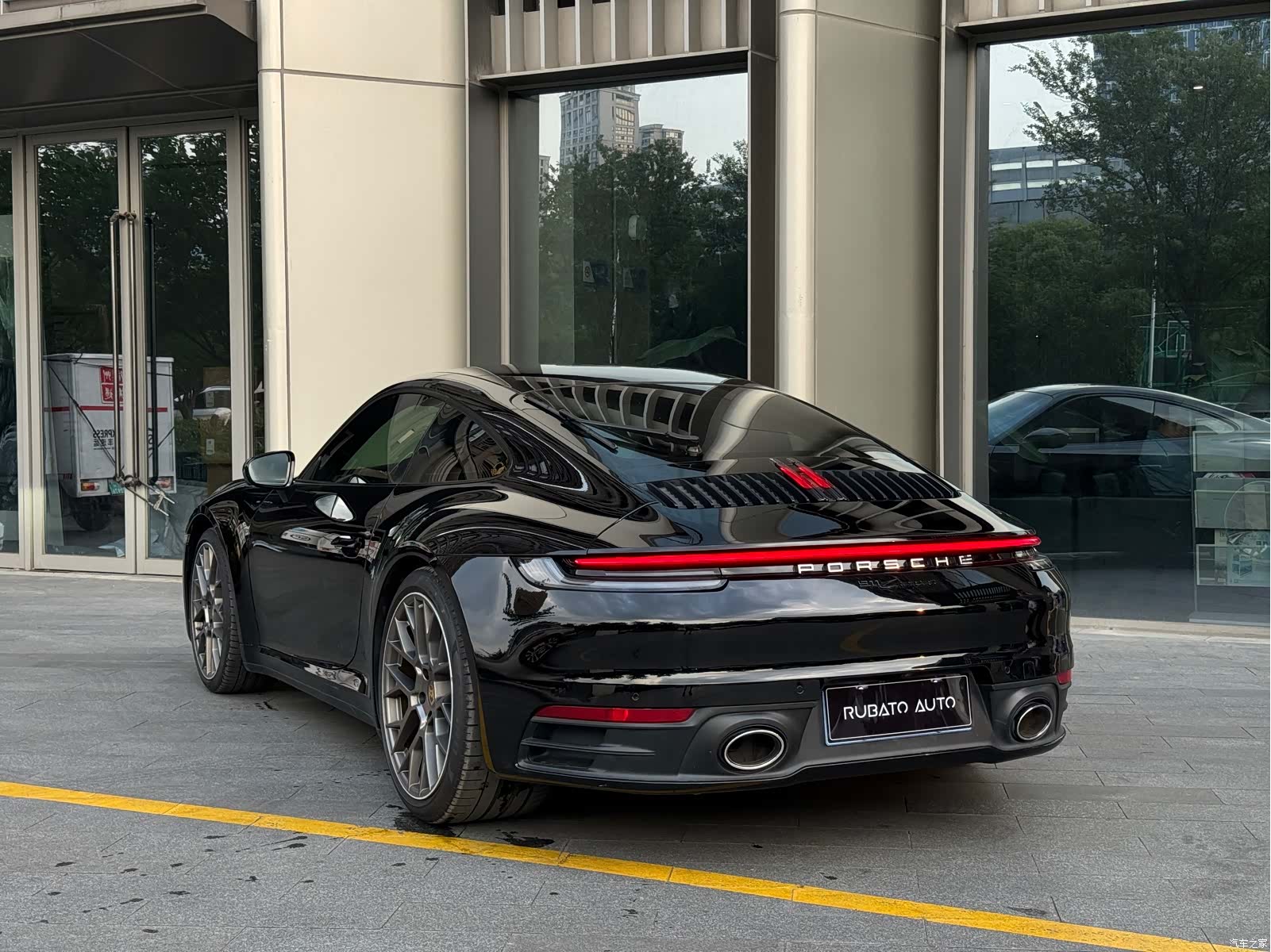 Porsche 911, 2020 все фото