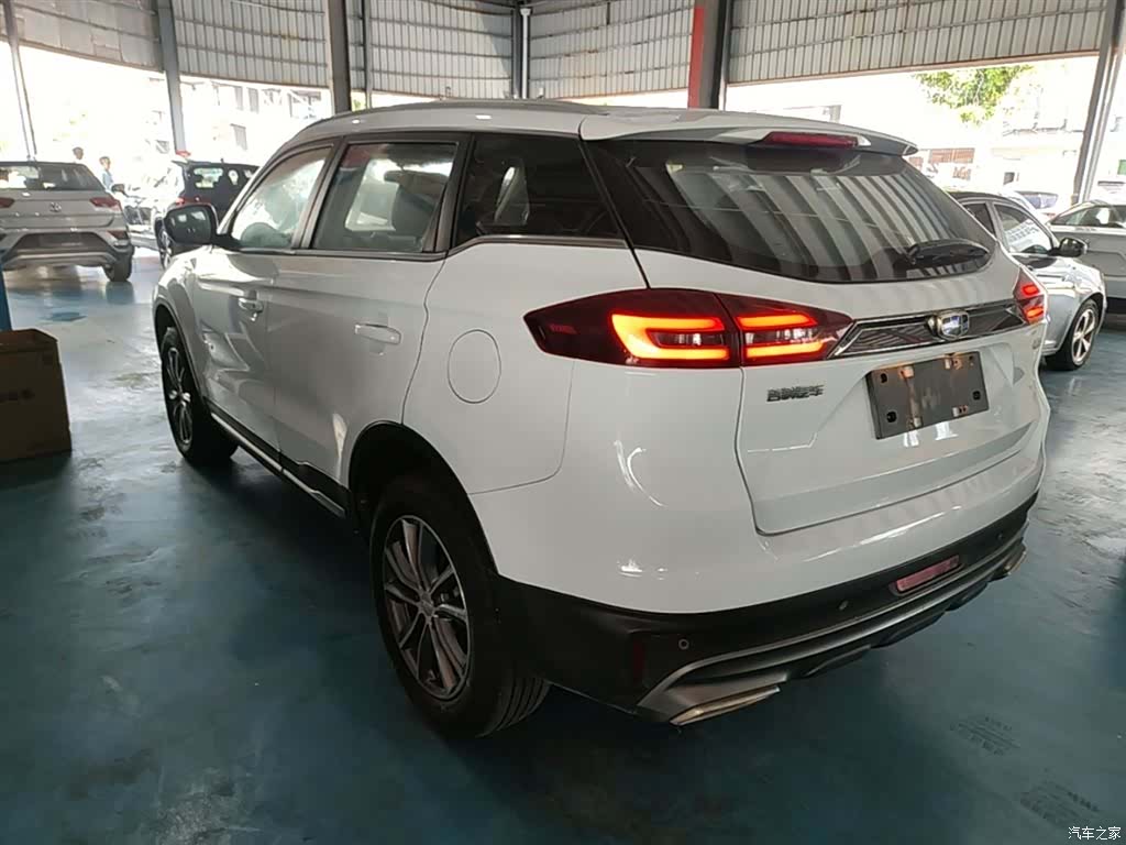 Geely Boyue, 2020 все фото