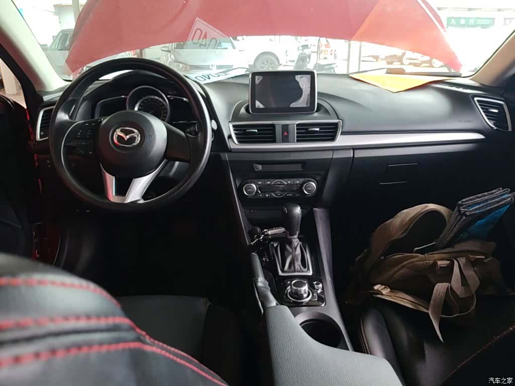 Mazda Mazda3, 2016 10