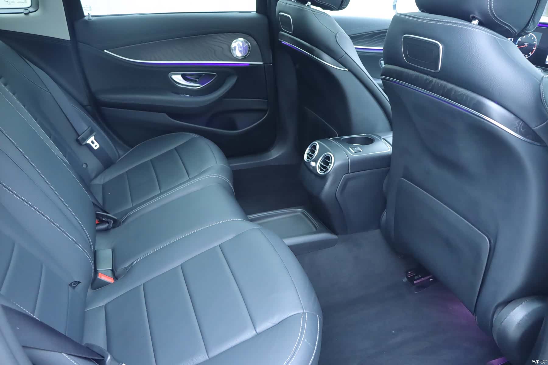 Mercedes-Benz E-Class, 2017 13