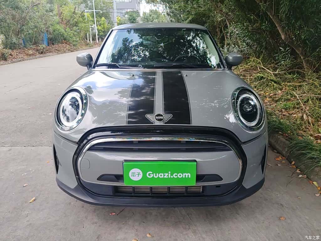 Mini ONE, 2022 3