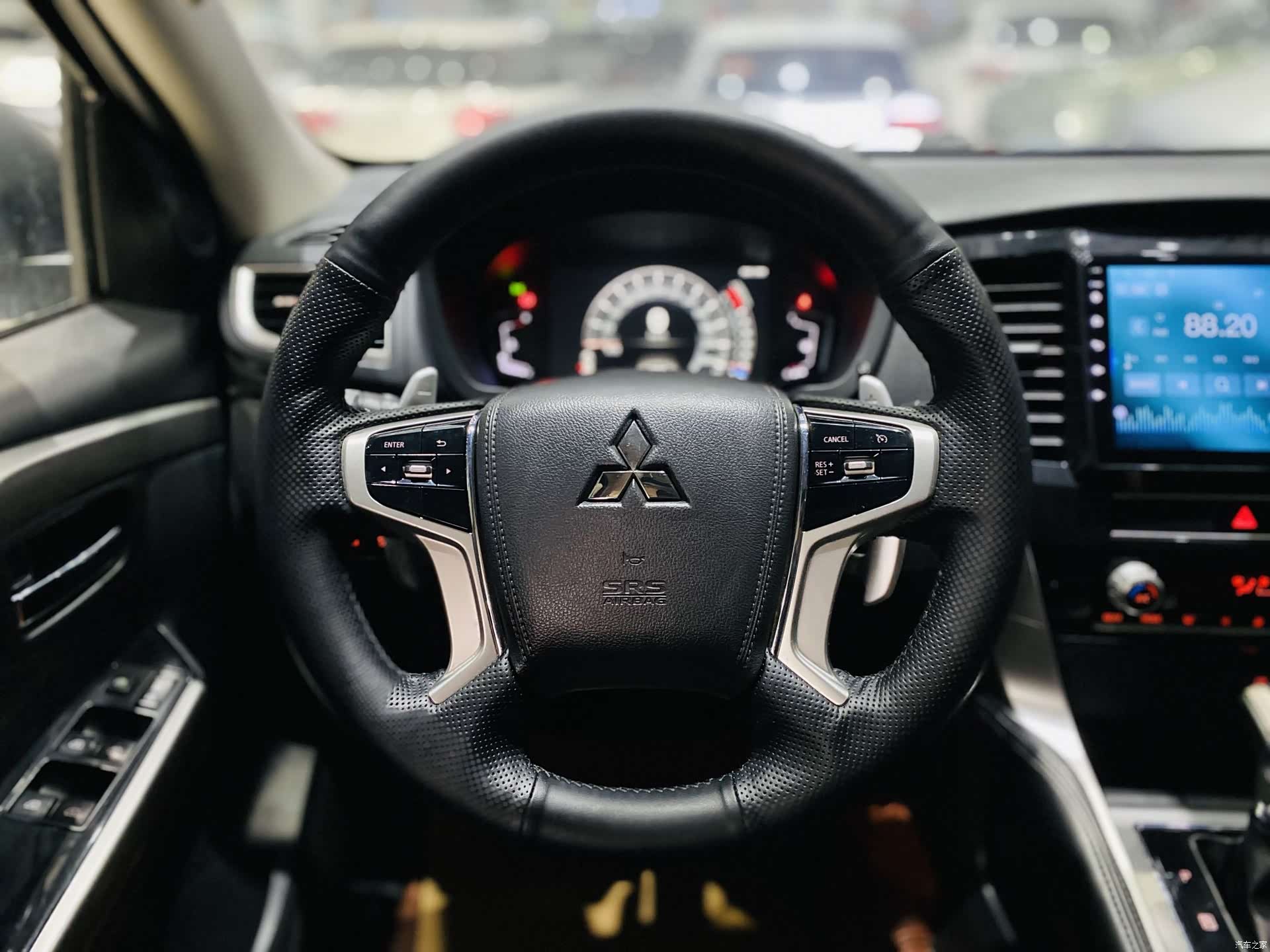 Mitsubishi Pajero, 2020 все фото