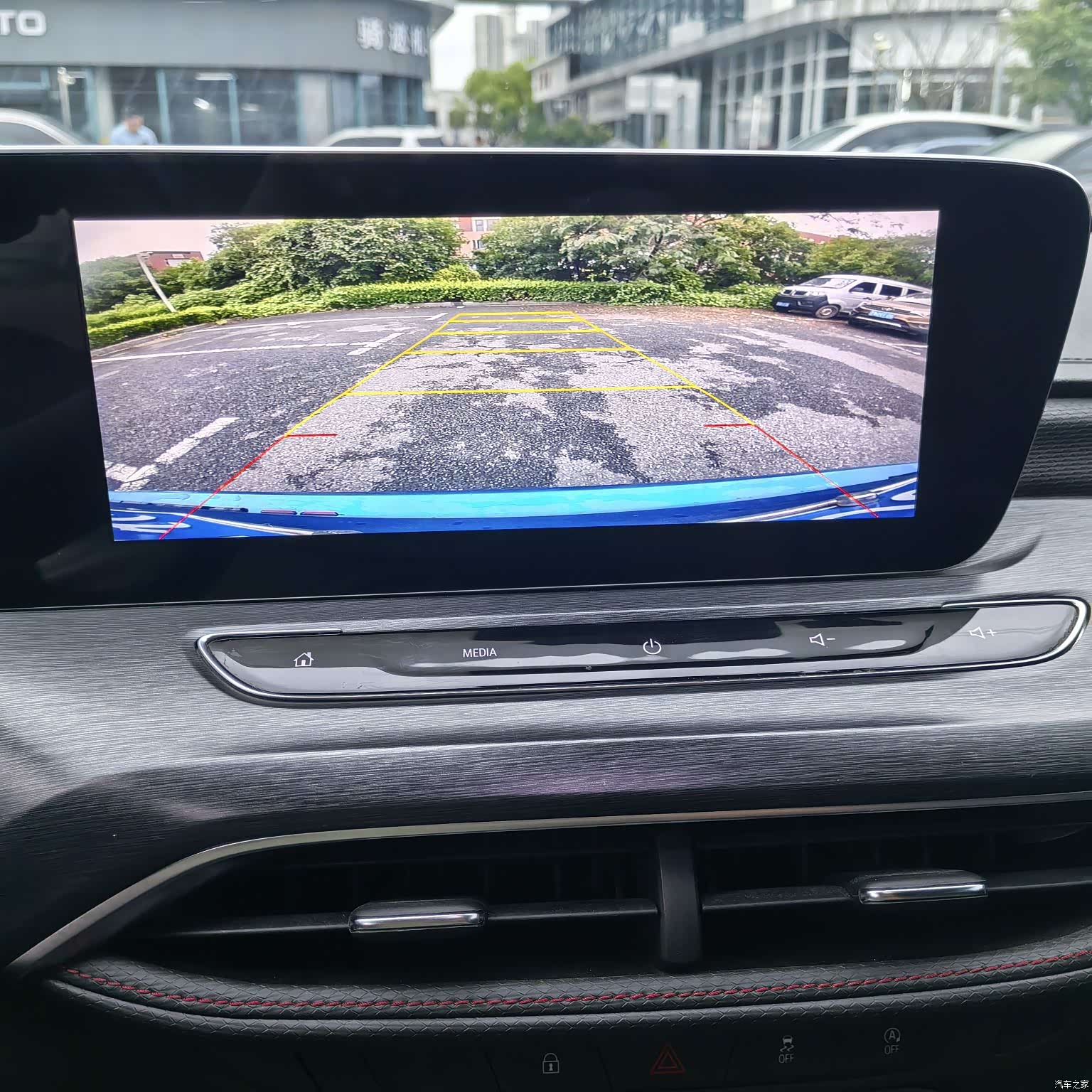Buick Verano, 2022 8