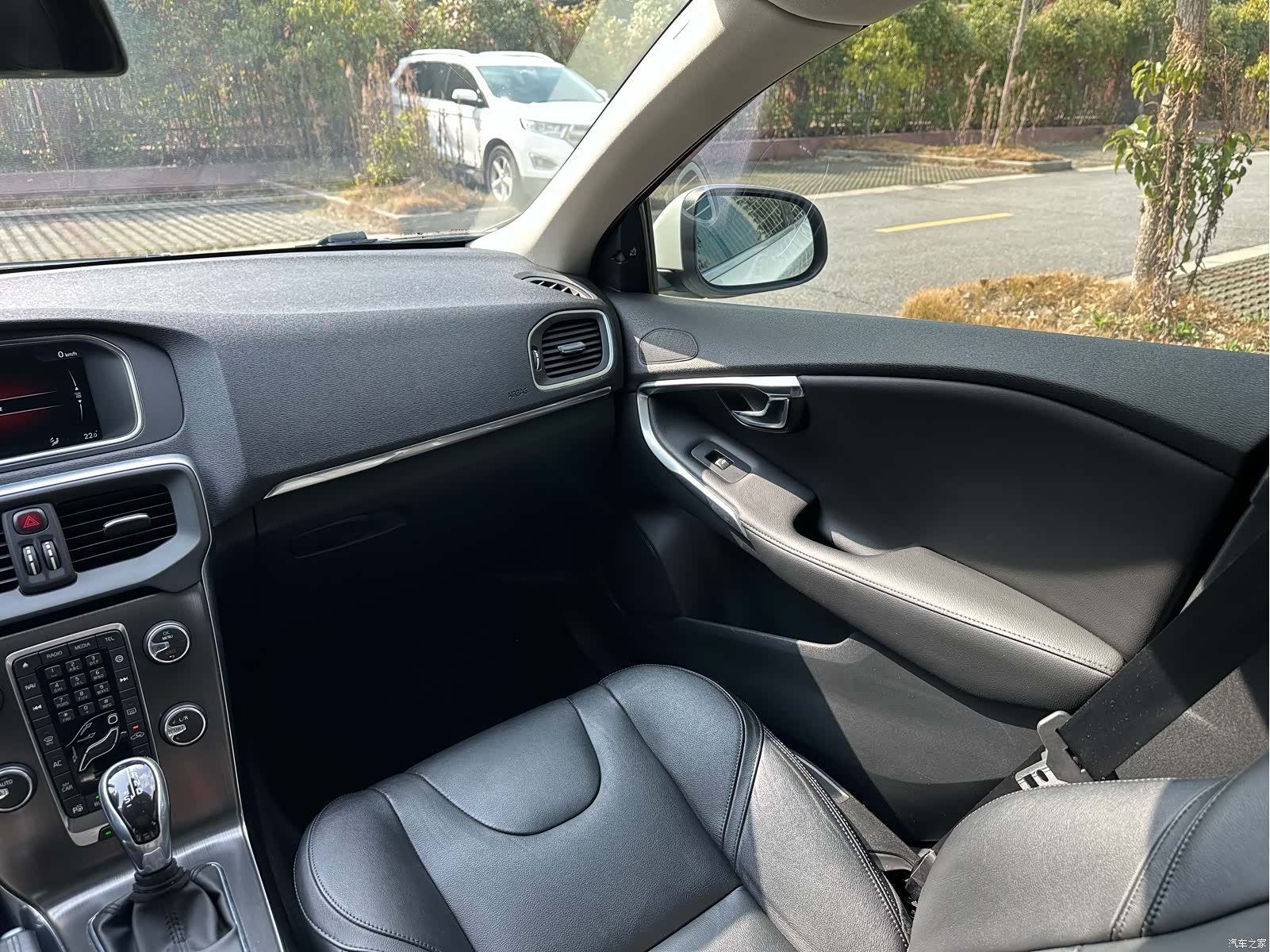 Volvo V40, 2016 15