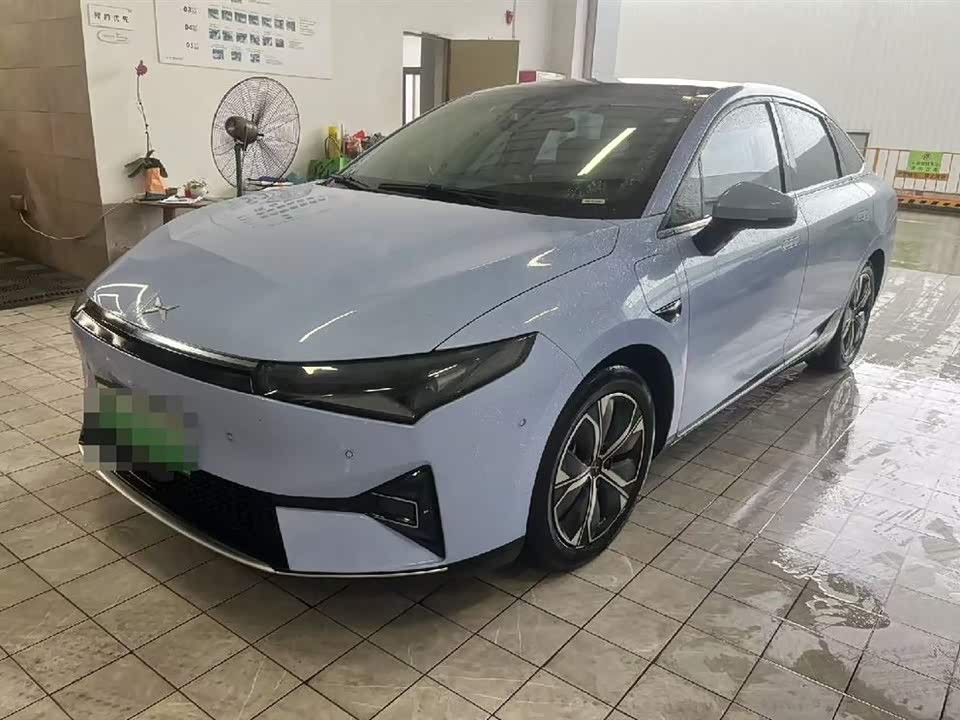 XPENG P5