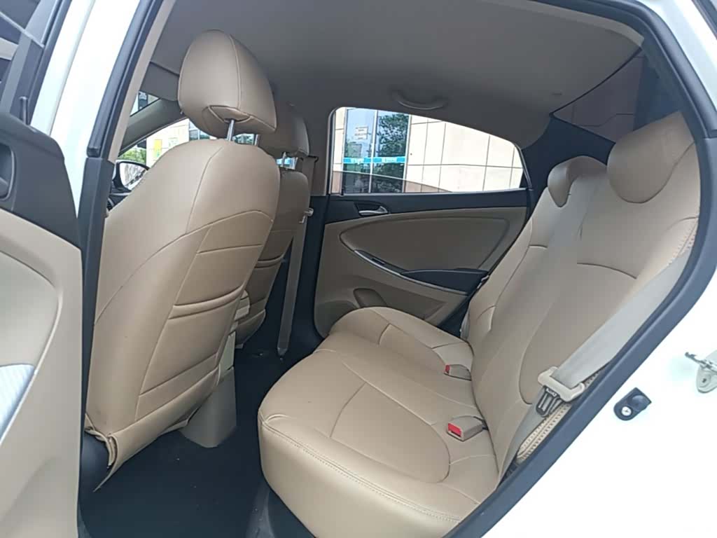 Hyundai GLS, 2016 17