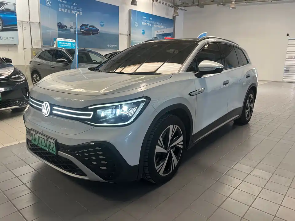 Volkswagen ID.6 CROZZ