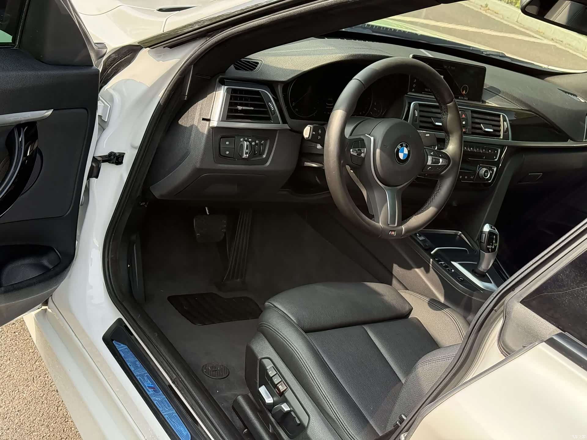 BMW 3 Series, 2019 7
